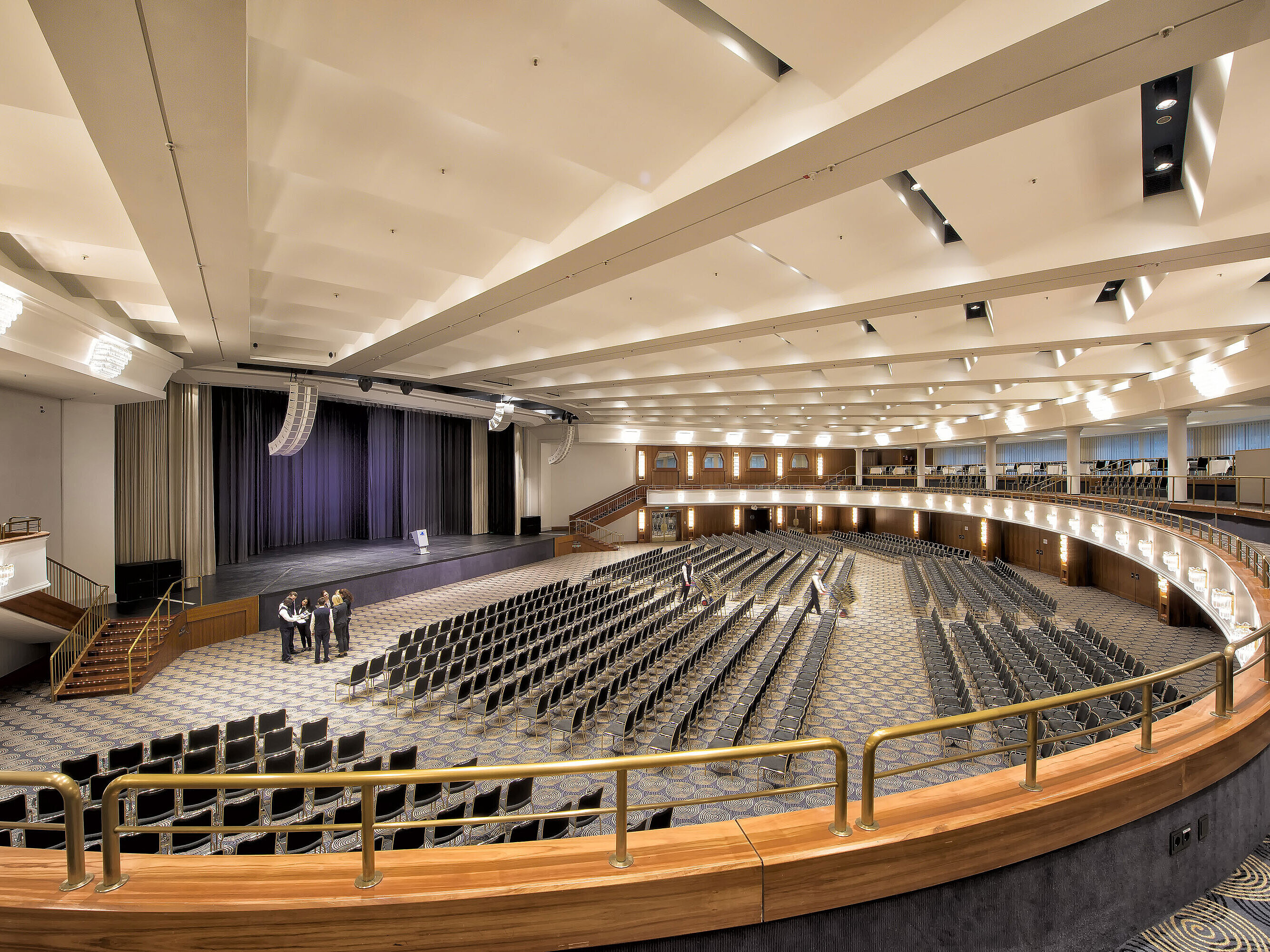 Saal Maritim Maritim Hall at Maritim Hotel Bonn, with row seating and a stage, perfect for conferences and large events.