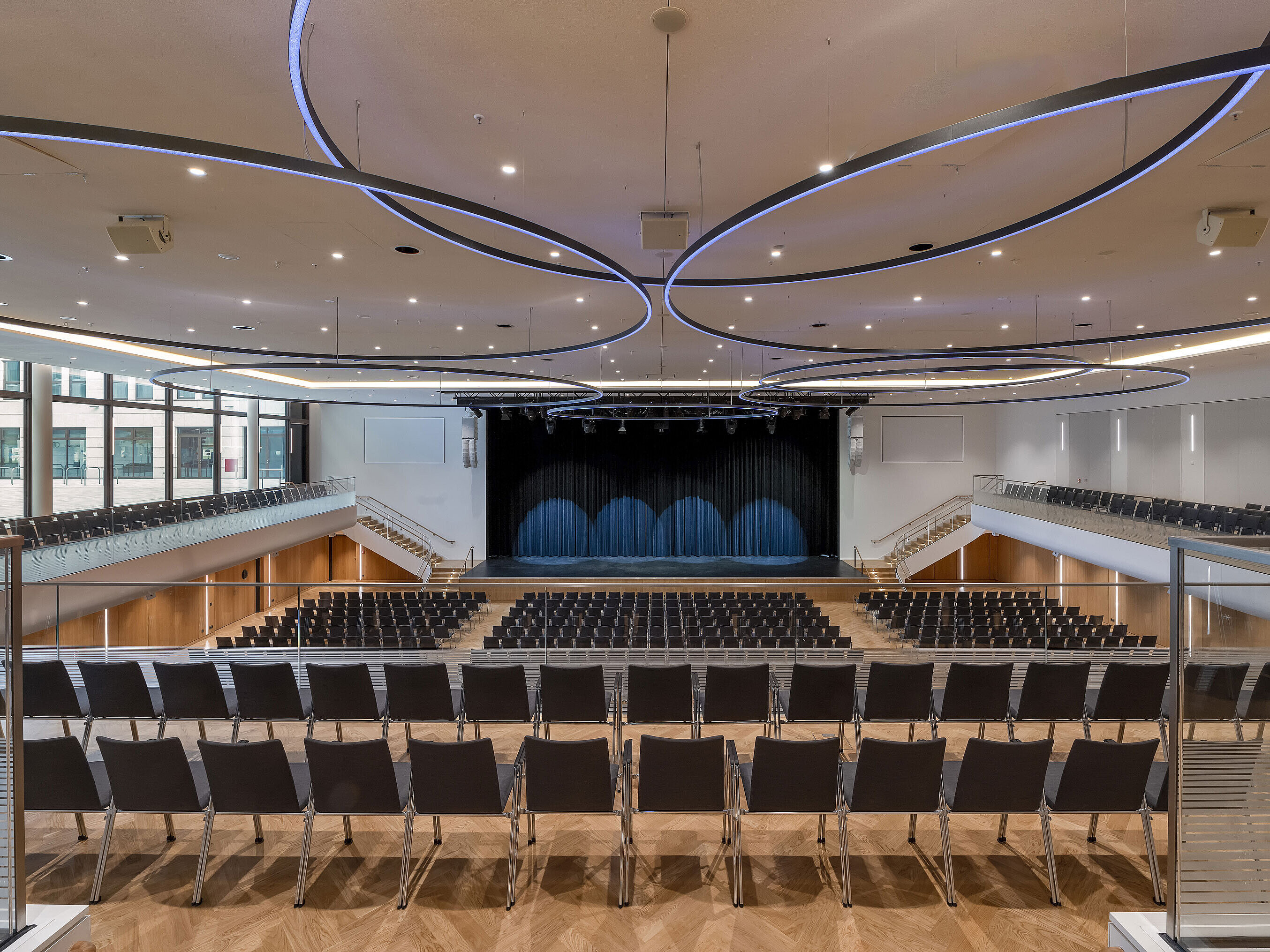Ingolstadt Hall Large event hall at Maritim Hotel Ingolstadt with modern lighting and stage.