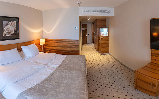 Room Room